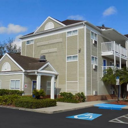 Intown Suites Extended Stay Tampa Fl Orient Park エクステリア 写真